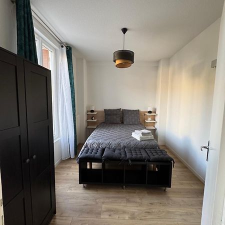 Appartement Le Madargue Idealement Place Chatel-Guyon Exterior photo